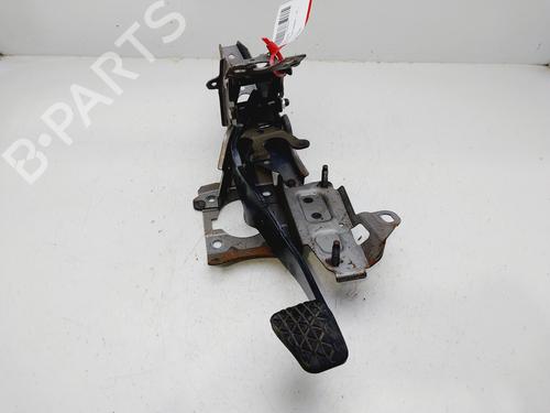 Used Break pedal FORD FIESTA VI (CB1, CCN) 1.4 TDCi (70 hp) 30553727