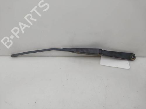 Used Front windshield wiper arm Front windshield wiper arm 39048516 39048516