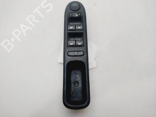 Used Left front window switch PEUGEOT 307 (3A/C) 2.0 HDi 110 (107 hp) 32102883