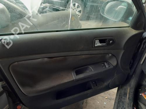 Lève-vitre arrière gauche VW PASSAT B5.5 (3B3) 1.9 TDI | BP13942167C24 