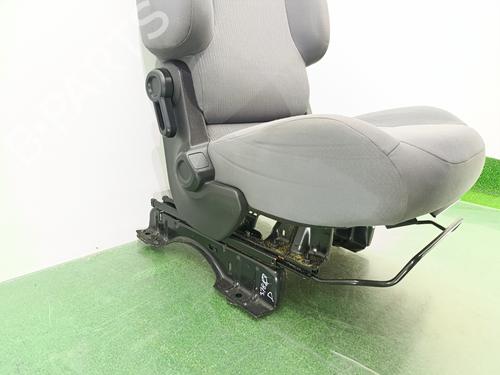 Right front seat PEUGEOT PARTNER Tepee | BP31571499C16