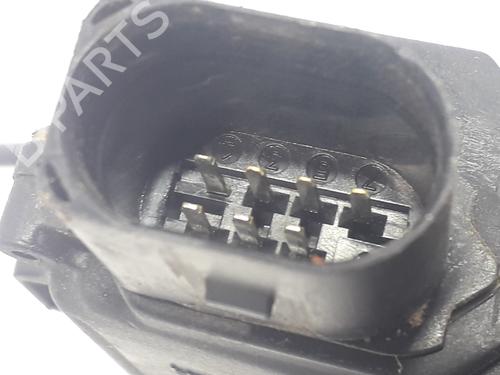 Rear right lock AUDI A4 B7 (8EC) 2.5 TDI | BP8333966C99 