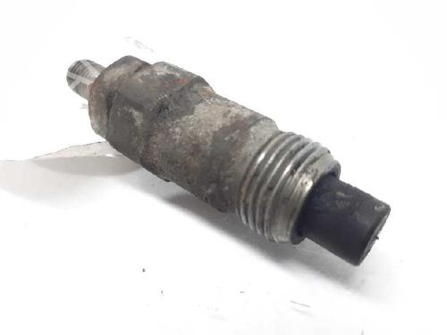 Injector NISSAN PATROL III/2 Station Wagon (W260)  | BP5282232M100 
