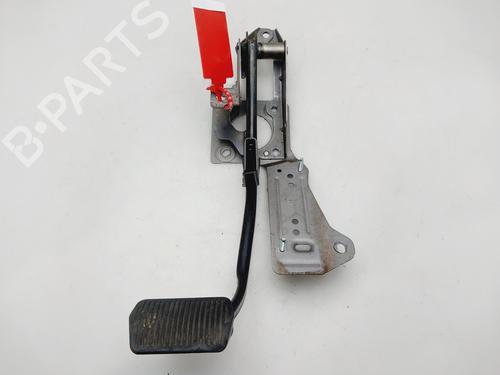 Used Break pedal VOLVO V40 Hatchback (525) D2 (114 hp) 30553667