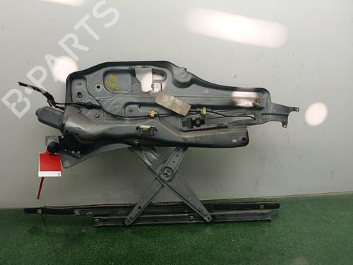 Used Front right window mechanism Front right window mechanism RENAULT LAGUNA I (B56_, 556_) 2.2 D (B56F/2) (83 hp) 36774969 36774969