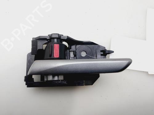 Używane Klamka wewnętrzna drzwi przednich lewych MAZDA 3 Saloon (BP_) [2018-2025]  30857714