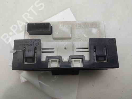 Used Display monitor Display monitor RENAULT MEGANE II (BM0/1_, CM0/1_) 1.5 dCi (BM0F, BM0T, BM2B, CM0F, CM0T) (82 hp) 33301774 33301774