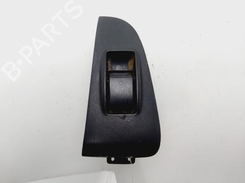 Used Right rear window switch TOYOTA AVENSIS (_T25_) 2.0 D-4D (CDT250_, CDT250R) (116 hp) 31328870
