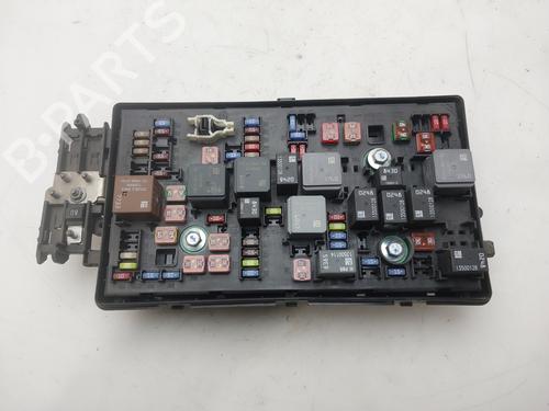 Used Fuse box Fuse box 38239951 38239951