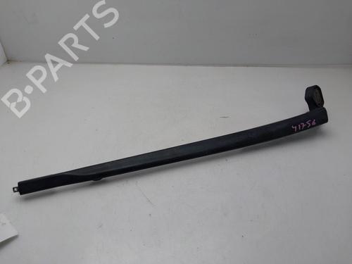 front-windshield-wiper-arm-seat-leon-1p1-2005-2006-2007-2008-2009-2010-2011-2012-2013-36258442 main image