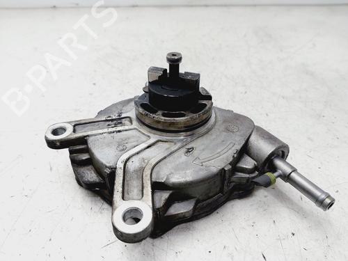 Used Vacuum pump TOYOTA AURIS (_E15_) [2006-2013]  30175097