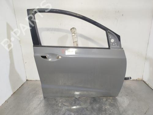 Used Right front door Right front door 36673196 36673196