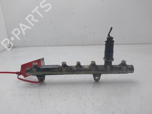 Used Injection rail Injection rail SEAT LEON (1P1) 1.6 (102 hp) 33312614 33312614