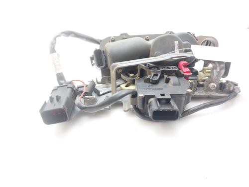 Rear left lock CHRYSLER VOYAGER IV (RG, RS) 2.5 CRD | BP17182102C100 