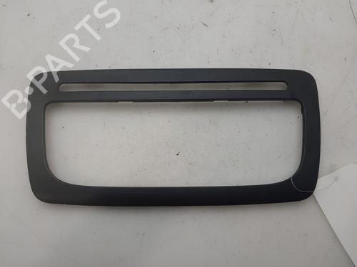 Used Middle console Middle console 37600468 37600468