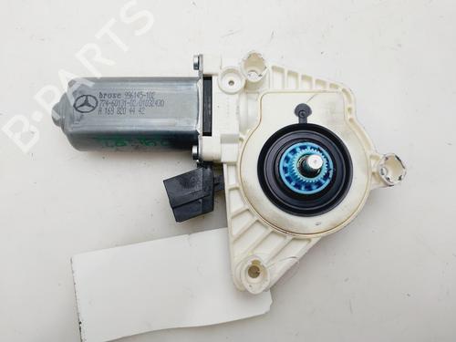 Used Right front window motor MERCEDES-BENZ A-CLASS (W169) A 160 (169.031, 169.331) (95 hp) 30614103