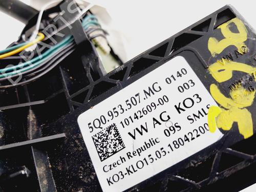 Steering wheel controls SEAT LEON (5F1)  | BP23891584E15 
