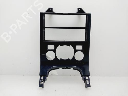 Console centrale PEUGEOT 5008 (0U_, 0E_) [2009-2017]  32032348
