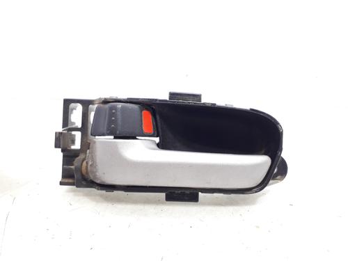 Used Rear left interior door handle SUZUKI GRAND VITARA II (JT, TE, TD) 1.9 DDiS All-wheel Drive (JT419, TD44, JB419WD, JB419XD,... (129 hp) 12406745
