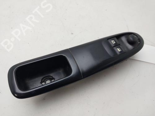 Used Left front window switch Left front window switch PEUGEOT 406 (8B) [1995-2005] 36049195 36049195
