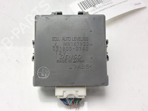 Używane Moduł elektroniczny MITSUBISHI GRANDIS (NA_W) 2.0 DI-D (NA8W) (136 hp) 30658122