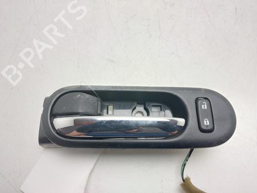 Used Front left interior door handle Front left interior door handle 37149158 37149158