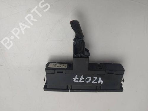 Warning switch AUDI Q7 (4LB) 3.0 TDI quattro | BP38645654I22 - Image 2