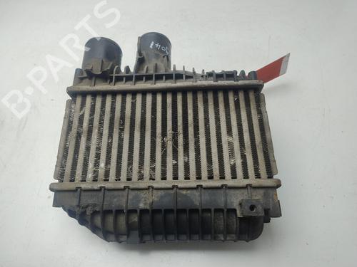 Ladeluftkühler für TOYOTA AVENSIS Saloon (_T25_) 2.0 D-4D (CDT250_, CDT250R) (116 hp) 31352458