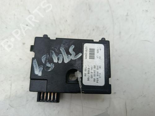 Module électronique AUDI A3 (8P1) 1.6 FSI (115 hp) 31033936