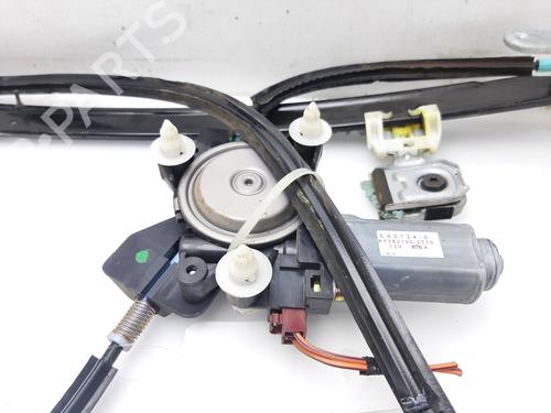 Front right window mechanism CHRYSLER VOYAGER IV (RG, RS) 2.5 CRD | BP17946057C23 