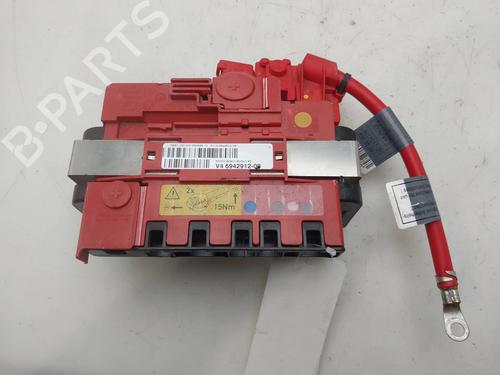 Used Fuse box Fuse box 38651483 38651483