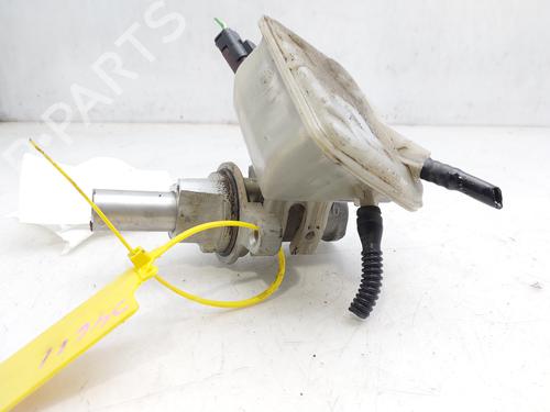 Used Brake master cylinder CITROËN C4 I (LC_) [2004-2014]  18134523
