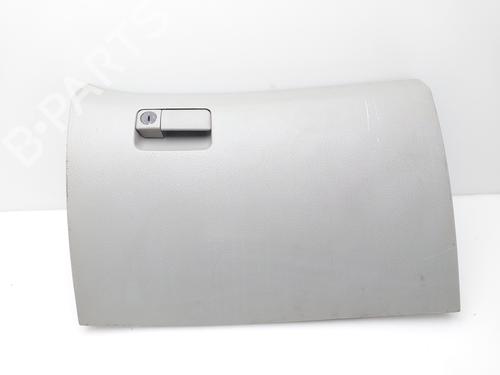 Used Glove box KIA CERATO I Hatchback (LD) 2.0 CRDi (112 hp) 16350996