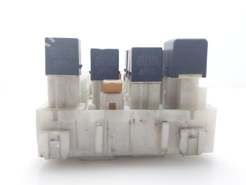 Fuse box TOYOTA RAV 4 II (_A2_) 2.0 4WD (ACA21, ACA20) | BP16686935E1 