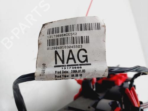 Fuse box OPEL VECTRA C (Z02) 1.8 16V | BP28106754E1 