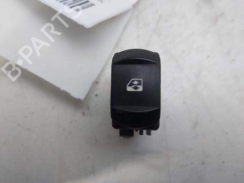Used Right front window switch RENAULT MEGANE II (BM0/1_, CM0/1_) 1.5 dCi (BM02, BM13, BM2A, CM02, CM13) (101 hp) 17147995