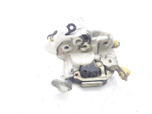 front-left-lock-nissan-micra-ii-k11-10-i-16v-805036f665-1992-1993-1994-1995-1996-1997-1998-1999-2000-2001-2002-2003-2004-2005-2006-2007-10154791 main image