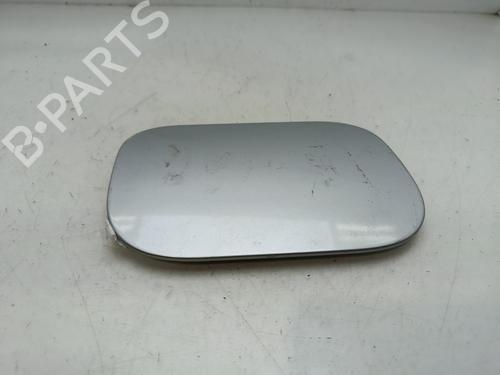 fuel-flap-renault-megane-ii-saloon-lm01_-8200142095-2003-21057993 main image
