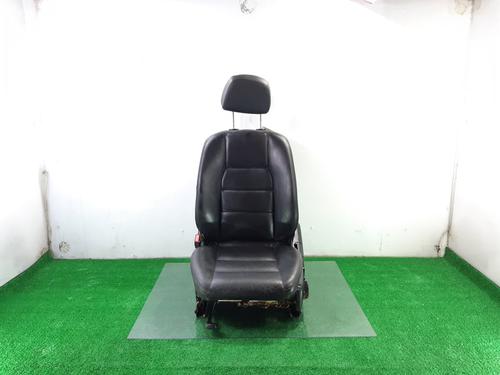 Used Left front seat Left front seat MERCEDES-BENZ C-CLASS (W204) C 280 (204.054) (231 hp) 9836180 9836180