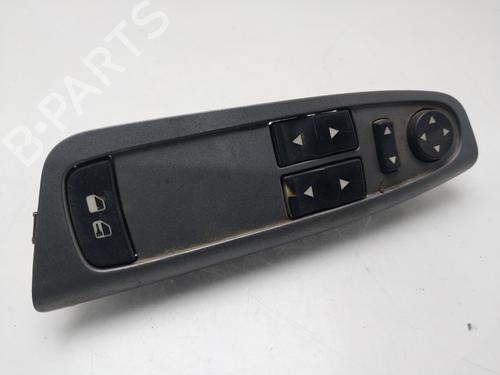 Used Left front window switch Left front window switch FIAT STILO (192_) [2001-2010] 33172601 33172601
