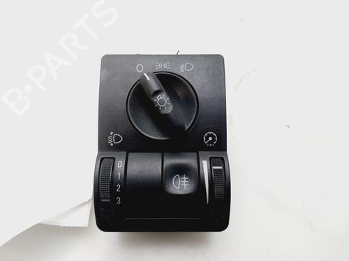 Used Headlight switch OPEL CORSA C (X01) 1.2 (F08, F68) (75 hp) 30314724