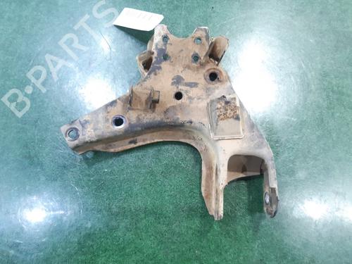 Used Left front suspension arm NISSAN TERRANO II (R20) 2.7 TDi 4WD (125 hp) 7920246