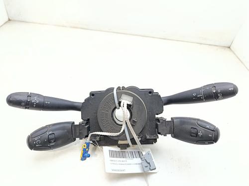 Commandes au volant Commandes au volant 38330194 38330194