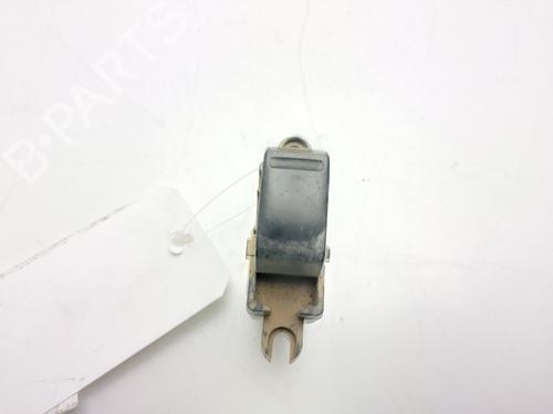 Used Left rear window switch NISSAN X-TRAIL I (T30) [2001-2013]  32865537