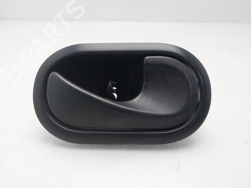 Højre fortil invendig håndtag Højre fortil invendig håndtag RENAULT TWINGO II (CN0_) 1.5 dCi 75 (75 hp) 33842167 33842167