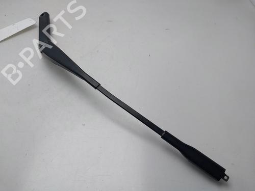 front-windshield-wiper-arm-bmw-1-e87-2003-2004-2005-2006-2007-2008-2009-2010-2011-2012-2013-34138619 main image