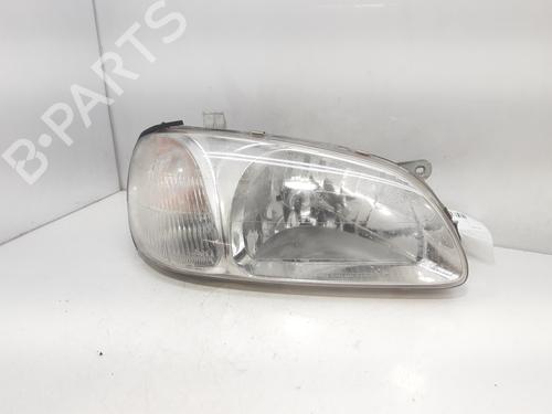 Used Right headlight KIA CARNIVAL I (UP) 2.9 TDi (126 hp) 10972107