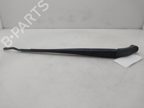 front-windshield-wiper-arm-toyota-auris-_e18_-2012-2013-2014-2015-2016-2017-2018-2019-34141783 main image