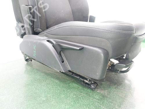 Right front seat VOLVO XC60 I SUV (156) 2.4 D / D3 / D4 AWD | BP26664031C16 