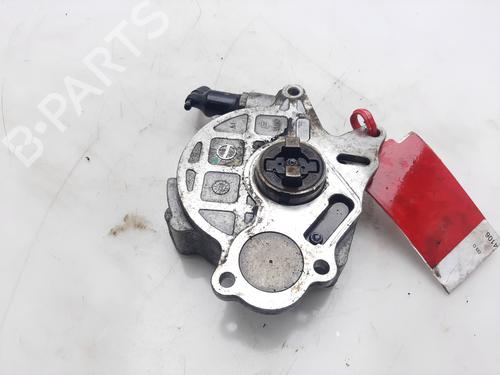 Used Vacuum pump VW PASSAT B6 (3C2) 2.0 TDI (140 hp) 17472706